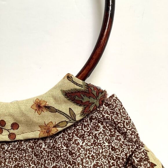 Handmade Fabric Bag Wooden Handle Euc - Picture 5 of 9